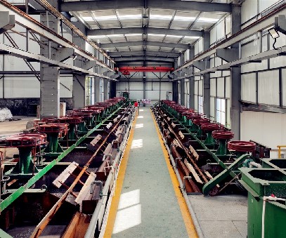 三班接力，晝夜不息｜王家河選礦廠(chǎng)里的堅(jiān)守與傳承